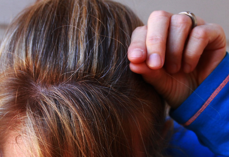 cheveux blancs