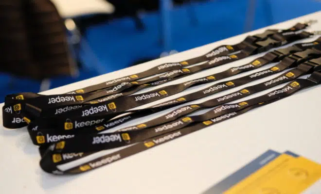 tour de cou personnalisé