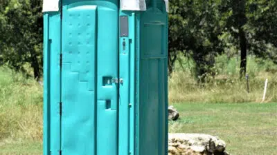 Comment louer des toilettes sèches ?