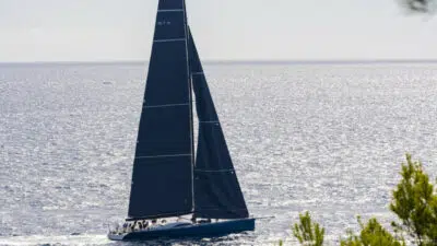 Comment introduire les décorations en voile de bateau recyclée ?