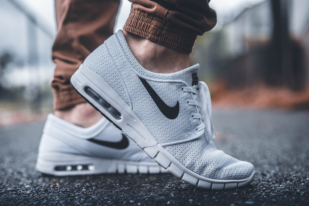 sneakers nike