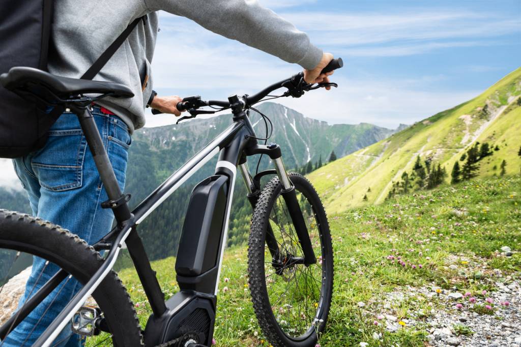 choisir vélo électrique engin déplacement loisir activité rouler transport