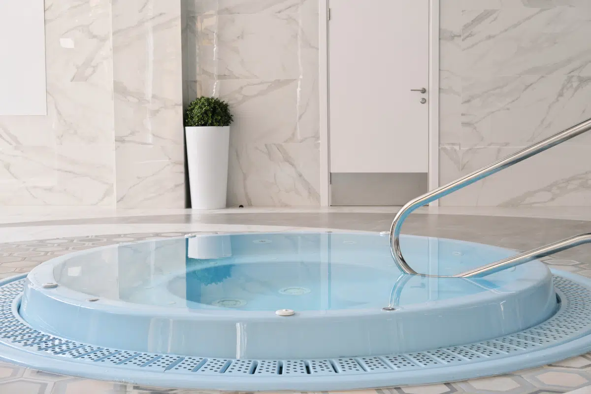 avantages bain à remous