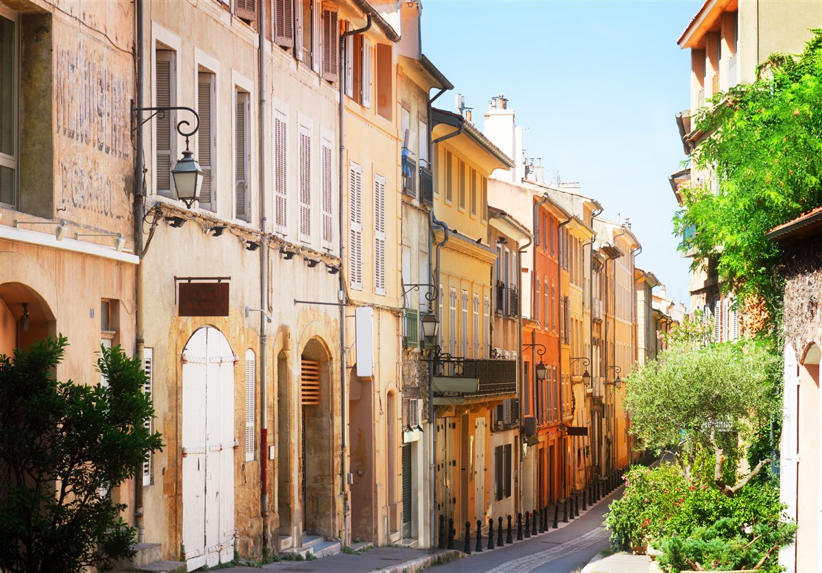 Anticiper renouvellement de titre de séjour