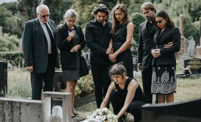 petites plaques funéraires