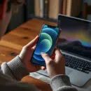 découvrez comment réaliser facilement une capture d'écran sur iphone 12 grâce à notre guide simple en étapes. suivez nos conseils pour enregistrer rapidement l'écran de votre appareil.