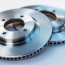 découvrez notre sélection de disques de freins adaptés au dacia jogger pour assurer une sécurité optimale et des performances de freinage fiables.