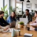 découvrez comment les comportements sympathiques au travail peuvent accroître la productivité tout en favorisant une ambiance harmonieuse et collaborative.